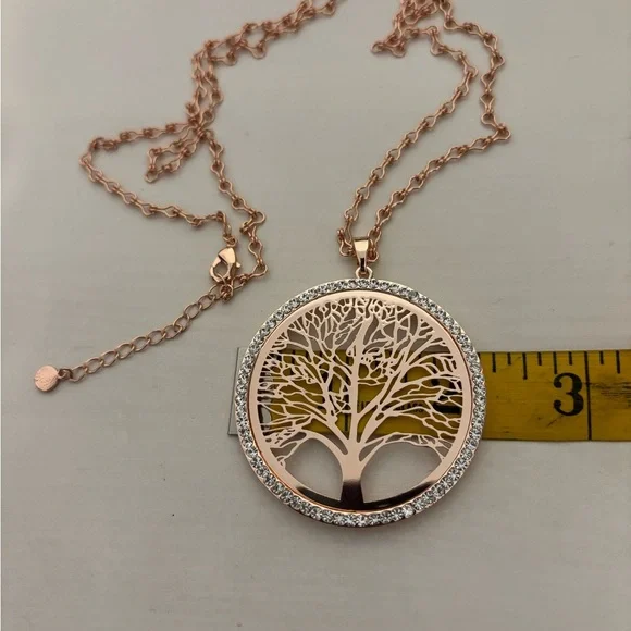 FAC Elegant Rose Gold Tree of Life Pendant Necklace. Never worn. - Picture 4 of 5